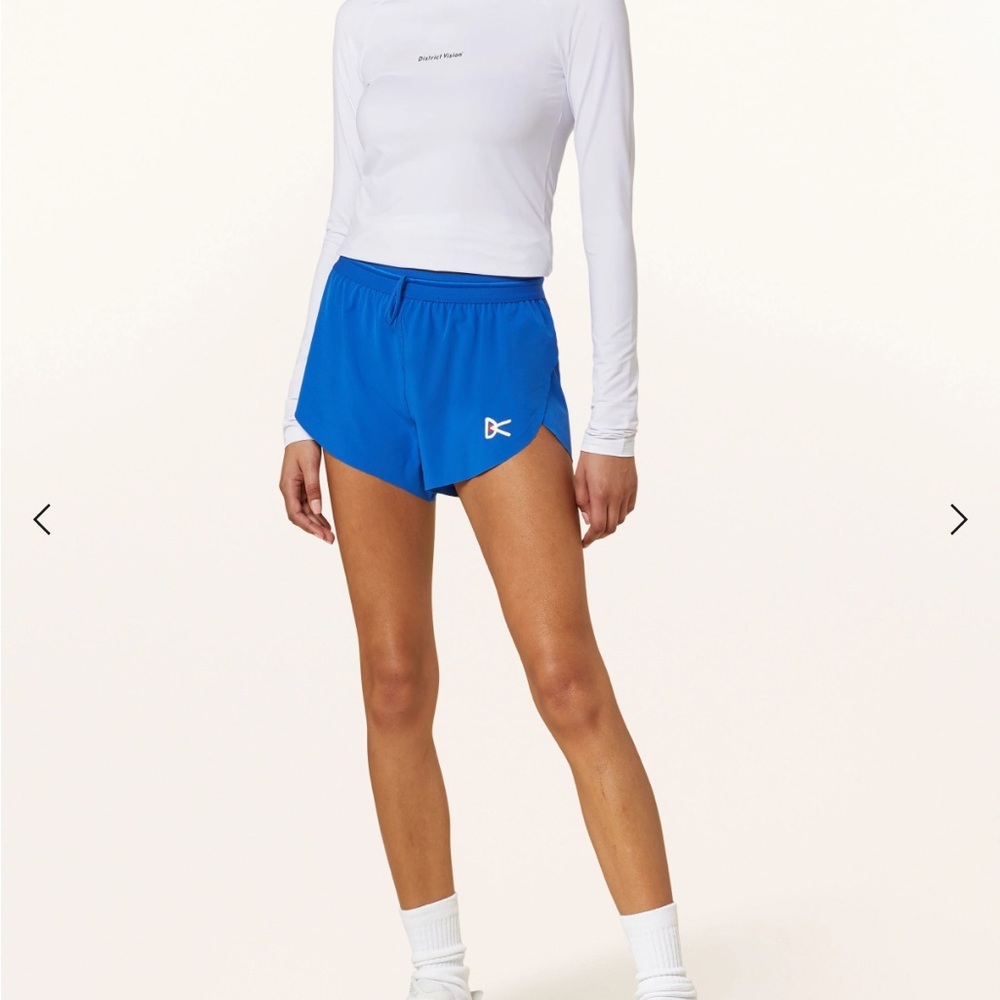 District Vision 3” Split Hem Shorts - image 2